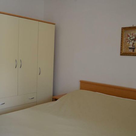 Apartments Antonio Baška Екстериор снимка