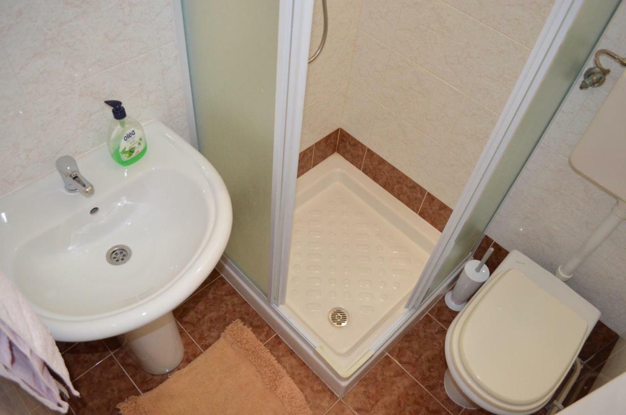 Apartments Antonio Baška Екстериор снимка