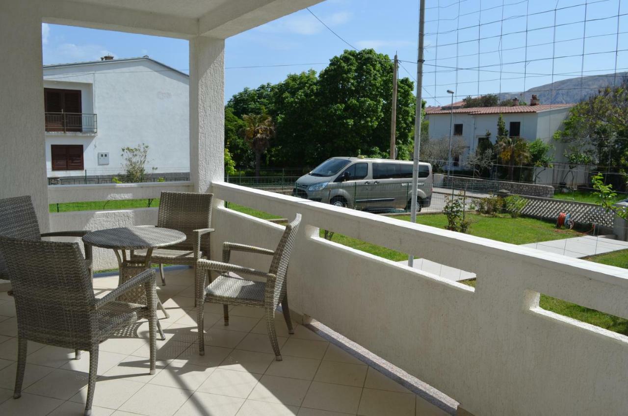 Apartments Antonio Baška Екстериор снимка